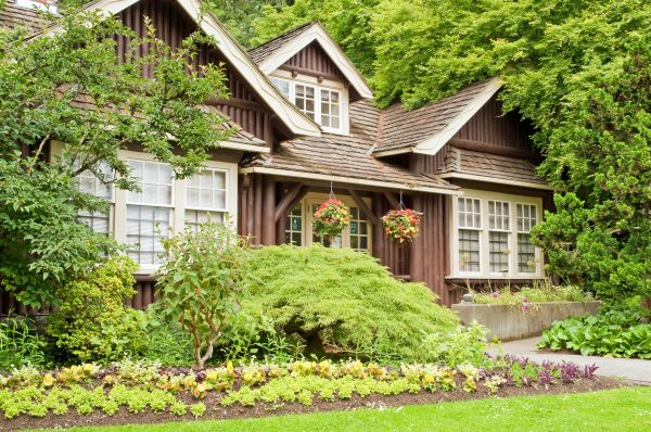 Log Home Landscaping in Chesterfield